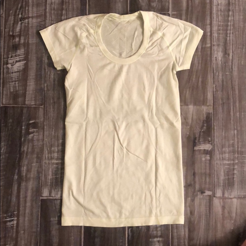 Lululemon tip, size 6, light green